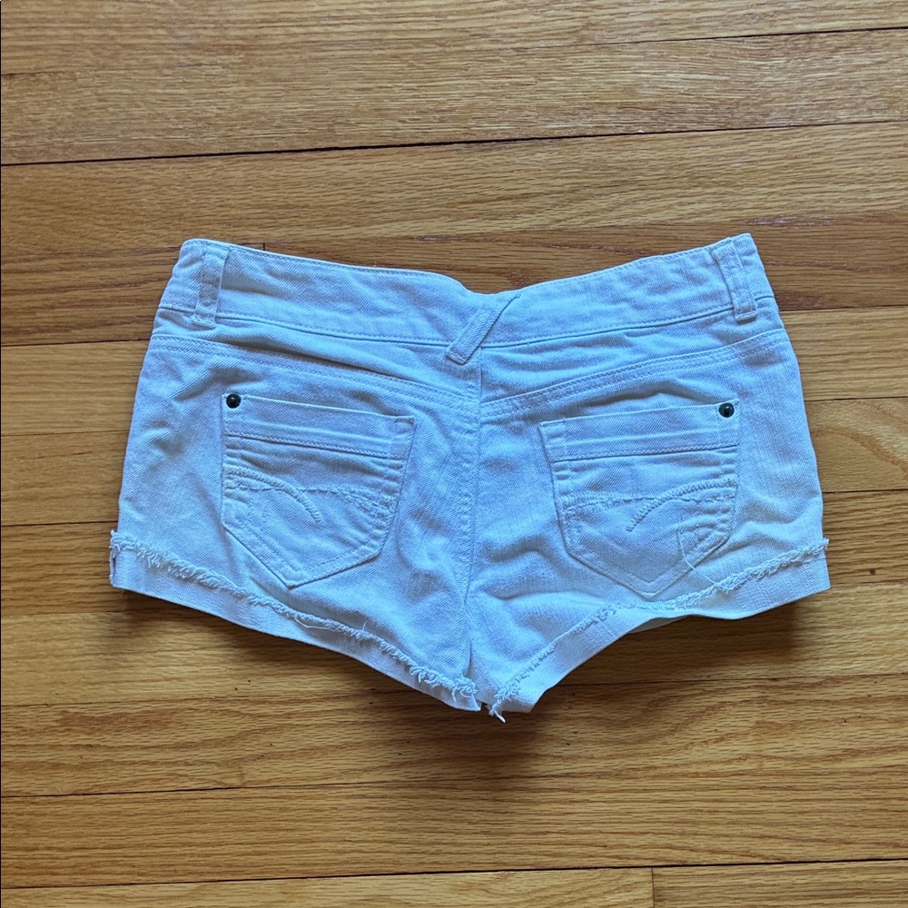 Highway Jeans White Distressed Women's Jean Shorts - Picture 4 of 4